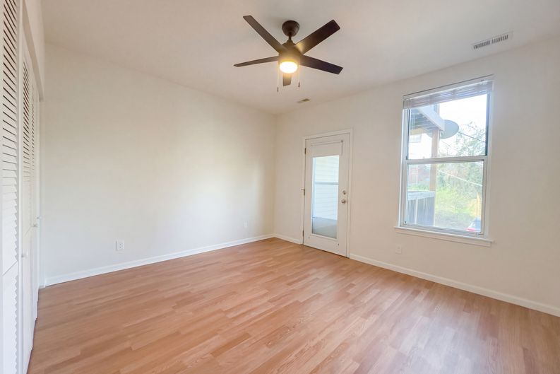Photo 12 of 18 of 2320 Rutger St, Saint Louis, MO