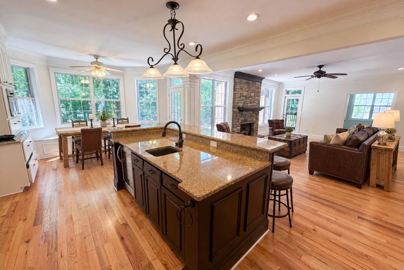 Photo 15 of 48 of 116 Crosscreek Dr, Columbia, SC