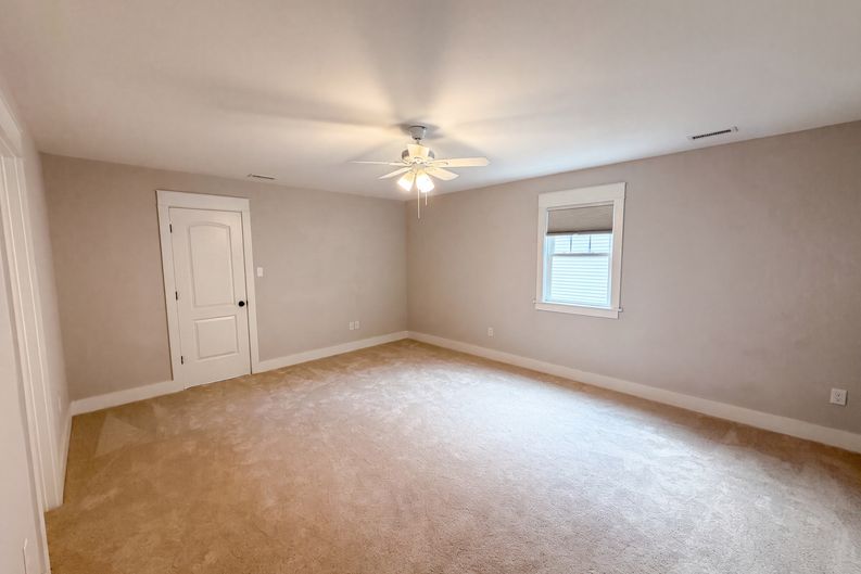 Photo 17 of 27 of 3224 Barkham Dr, Midlothian, VA