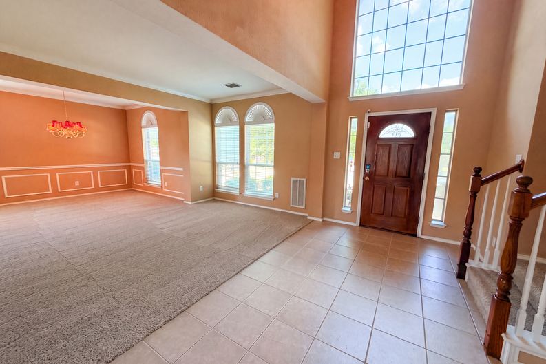 Photo 8 of 22 of 1311 Stanford Dr, Rockwall, TX