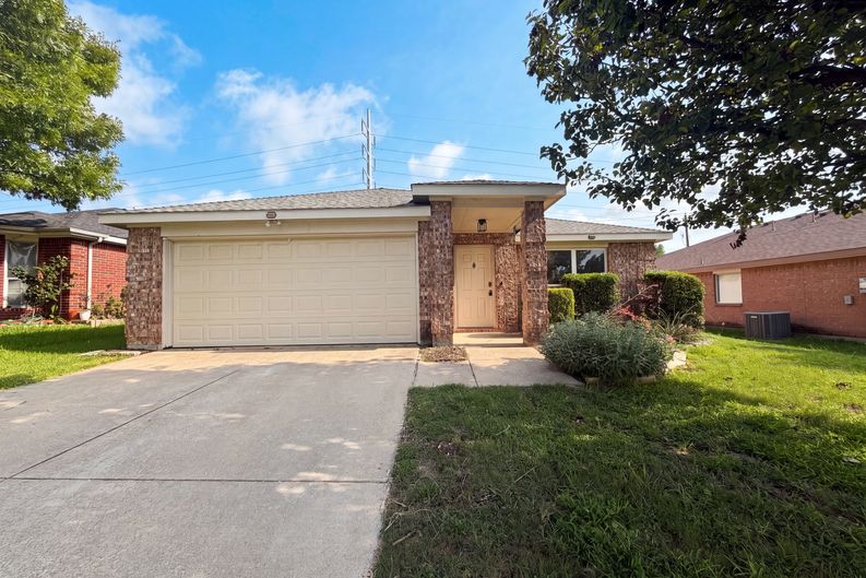 Photo 18 of 19 of 2324 Glenhaven Dr, McKinney, TX