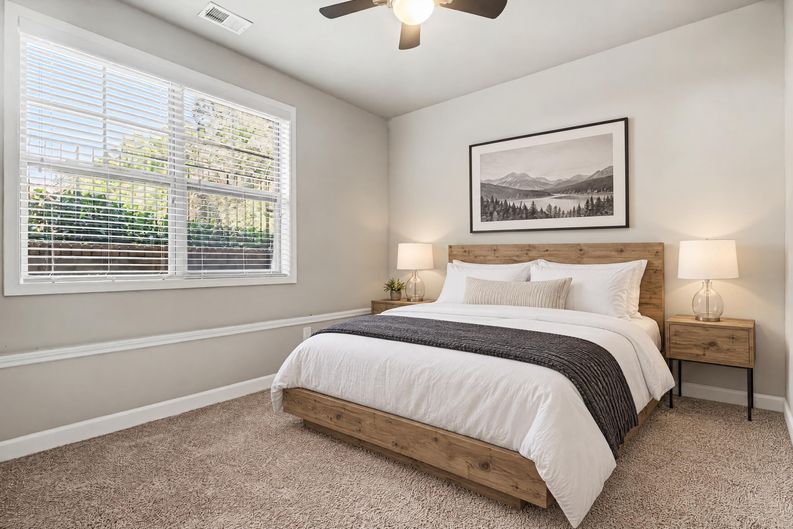 Photo 14 of 19 of 7910 Willoughby Ct, Alpharetta, GA