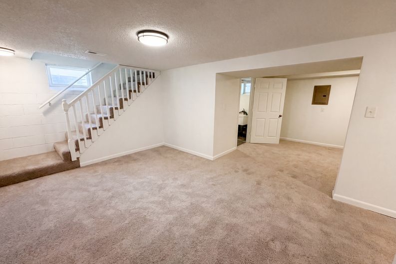 Photo 18 of 31 of 6180 6th St NE, Fridley, MN
