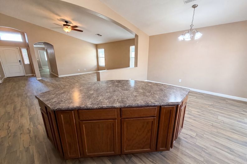 Photo 13 of 29 of 4181 S 247th Dr, Buckeye, AZ