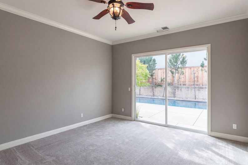 Photo 33 of 51 of 1401 Grey Owl Cir, Roseville, CA