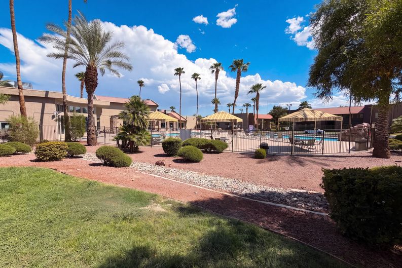 Photo 17 of 18 of 5098 River Glen Dr, Las Vegas, NV