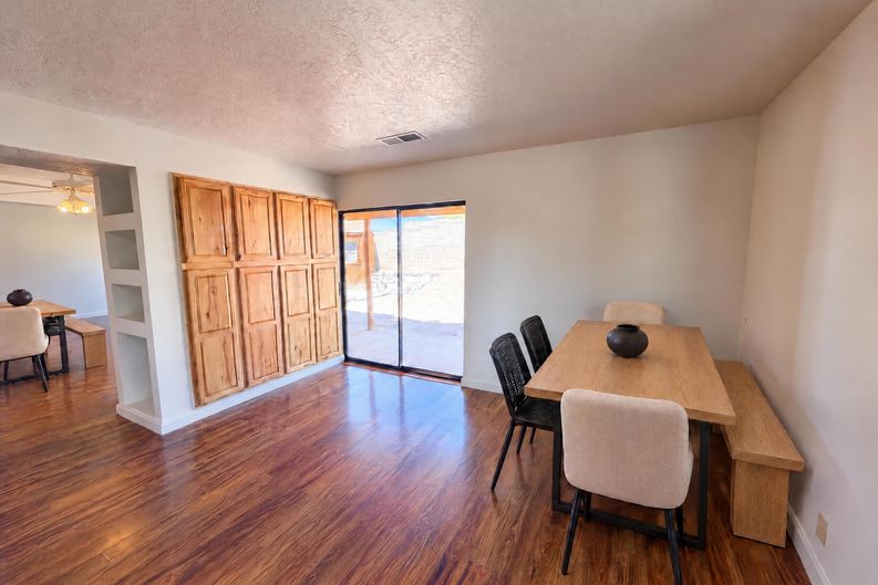 Photo 8 of 23 of 1609 Blue Quail Ct NE, Rio Rancho, NM