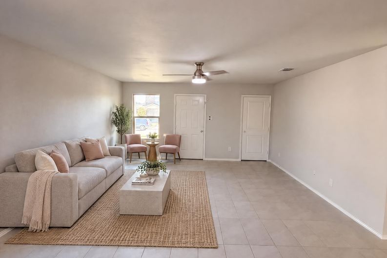 Photo 3 of 20 of 3617 Harper St, Little Elm, TX