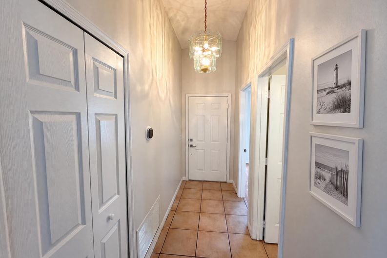 Photo 8 of 21 of 9814 Dean Cove Ln, Orlando, FL