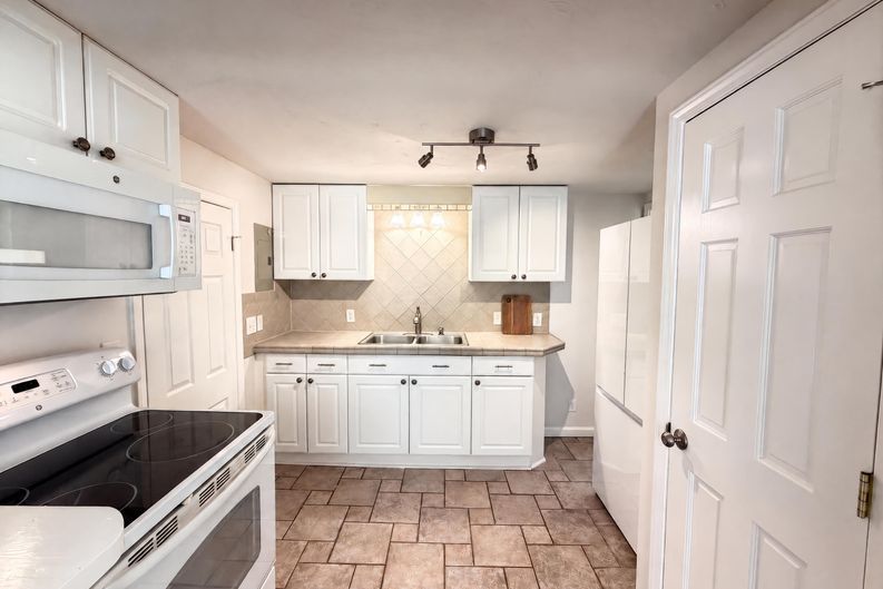 Photo 6 of 18 of 9801 Hannon Rd, Mint Hill, NC