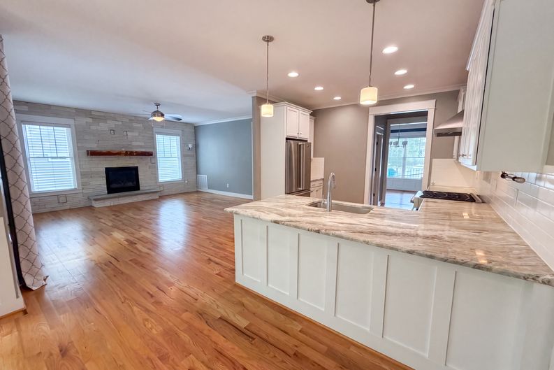 Photo 7 of 27 of 3224 Barkham Dr, Midlothian, VA