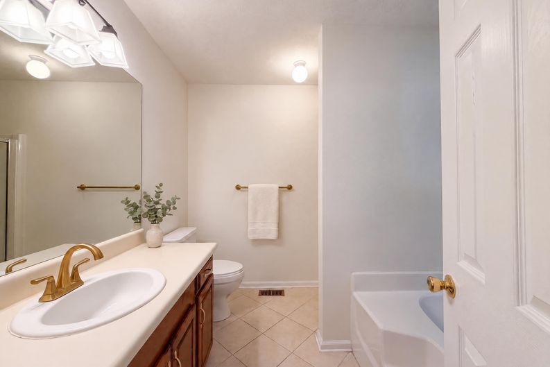Photo 14 of 26 of 103 Saddlebrook Ct, Lagrange, GA