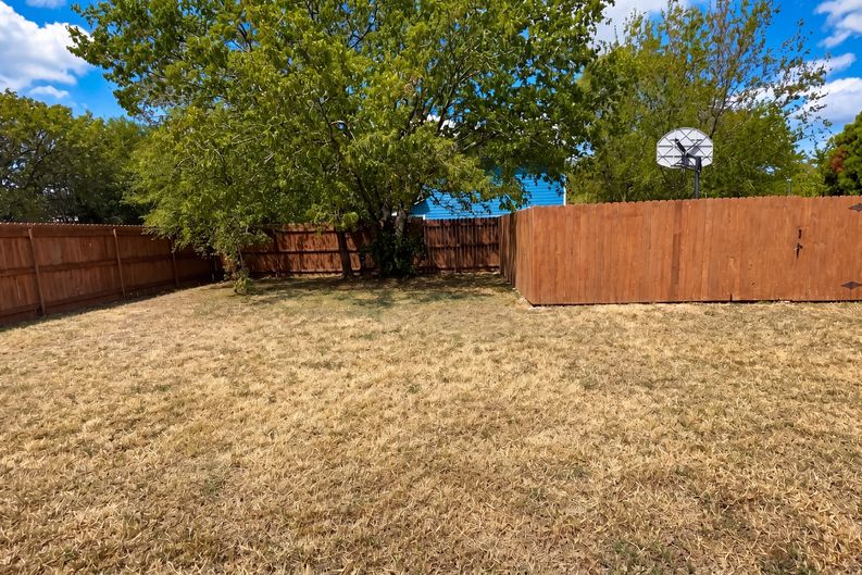 Photo 18 of 20 of 13800 Spring Heath Rd, Pflugerville, TX
