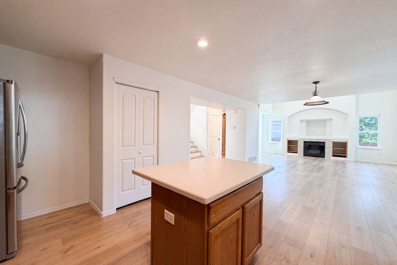 Photo 17 of 48 of 10562 Falcon St, Longmont, CO