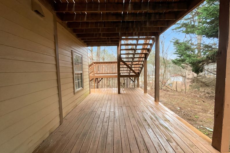Photo 9 of 35 of 2859 Savannah Walk Ln, Suwanee, GA