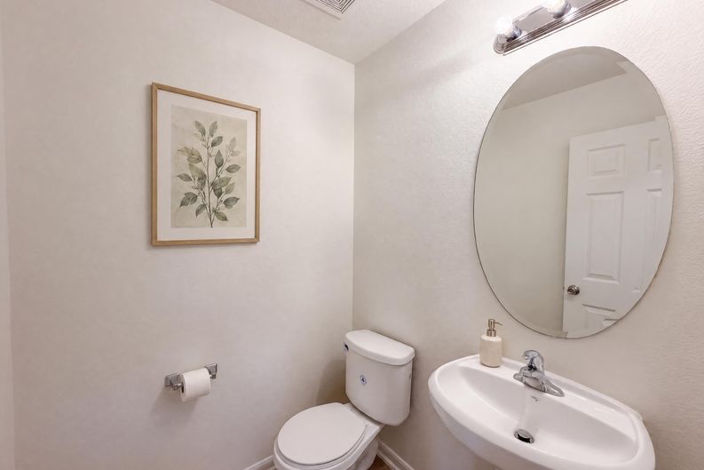 Photo 15 of 18 of 15835 Copper Oak Ln, Houston, TX