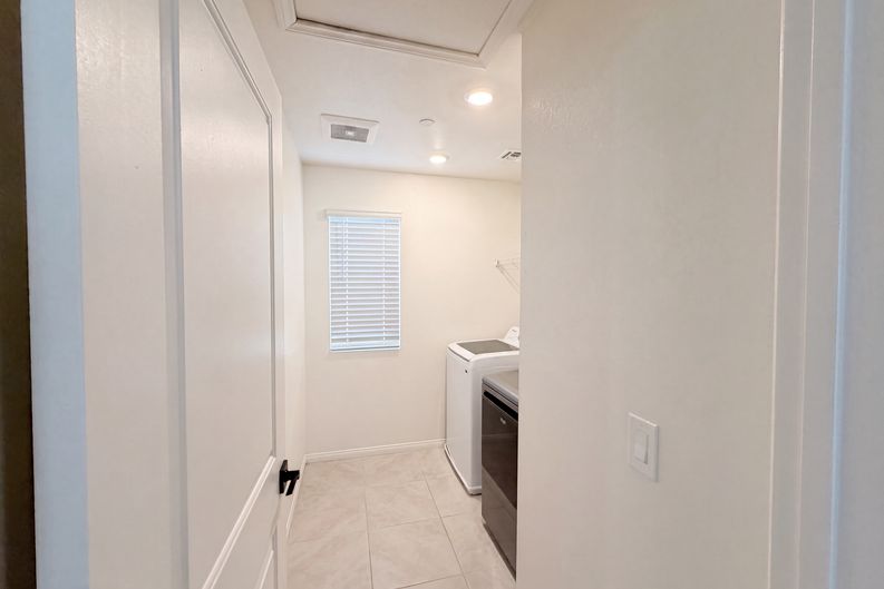 Photo 41 of 56 of 5627 Ridge Run St, Las Vegas, NV