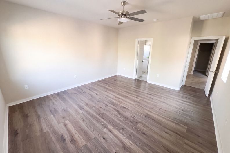 Photo 4 of 20 of 2801 Maria Casas St, El Paso, TX