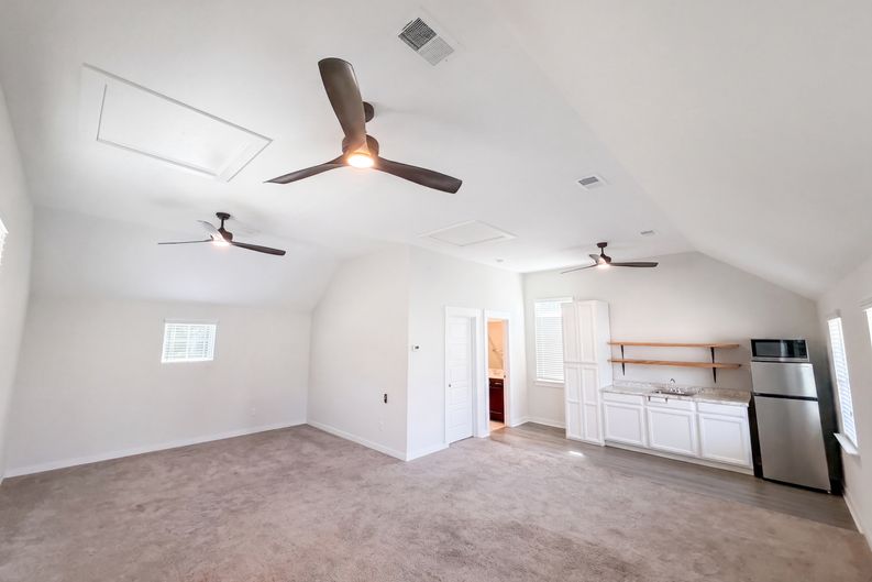 Photo 21 of 26 of 2021 Codorus Ln, Hanahan, SC