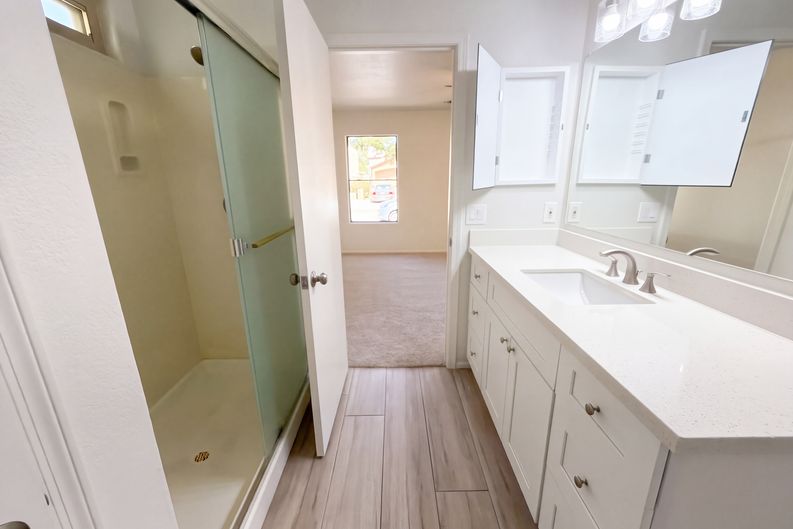Photo 10 of 19 of 12609 W Pasadena Ave, Litchfield Park, AZ