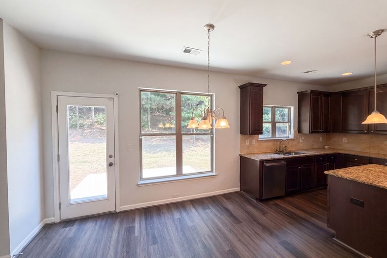 Photo 10 of 29 of 2182 Apple Orchard Way, Austell, GA