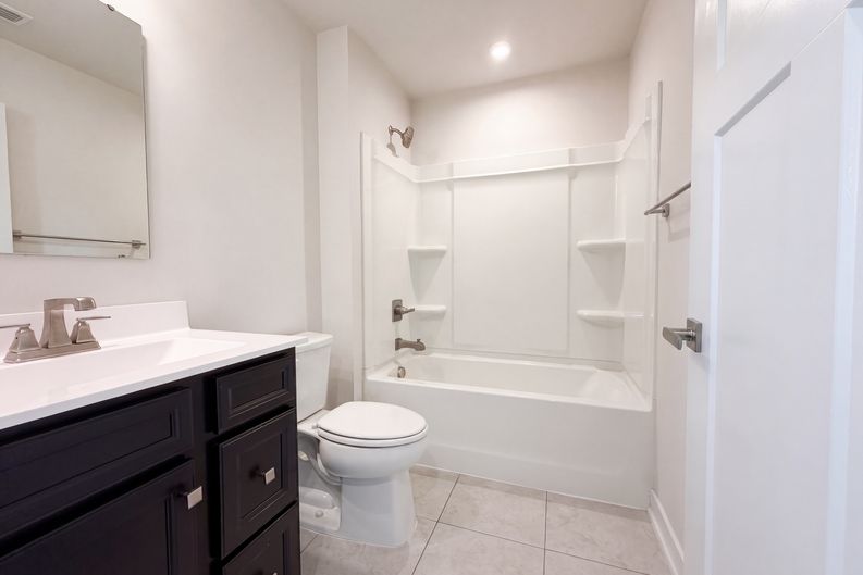 Photo 9 of 18 of 8680 Kenridge Ln, Fuquay Varina, NC