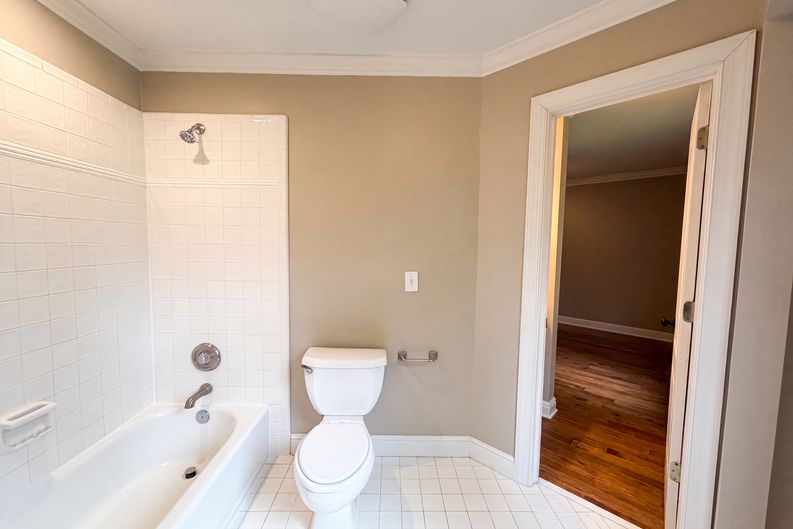Photo 16 of 84 of 7030 Willowick Dr, Brentwood, TN