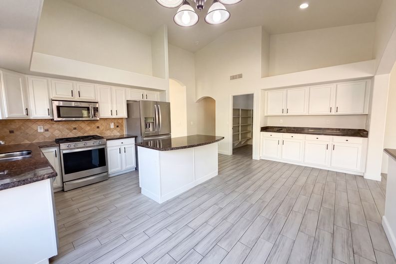 Photo 14 of 36 of 16630 W Pierce St, Goodyear, AZ