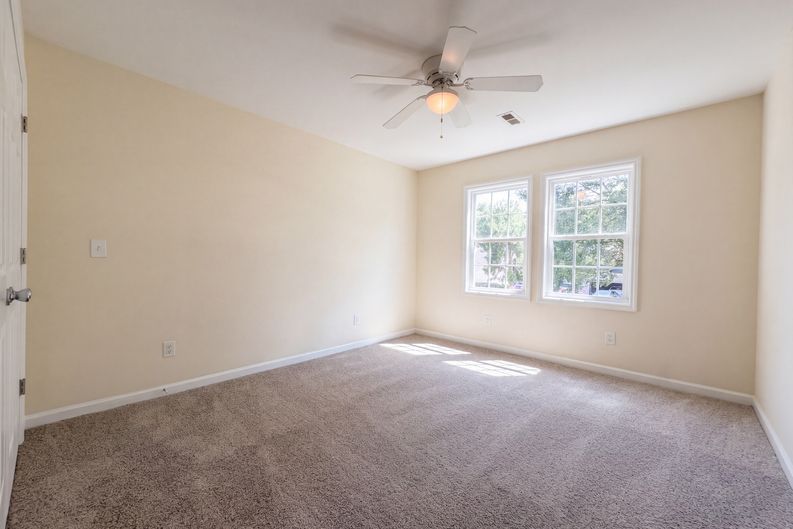 Photo 10 of 17 of 101 Langston Ridge Dr, Angier, NC
