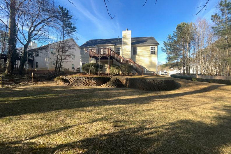 Photo 5 of 24 of 3062 Crest Ridge Cir SW, Marietta, GA