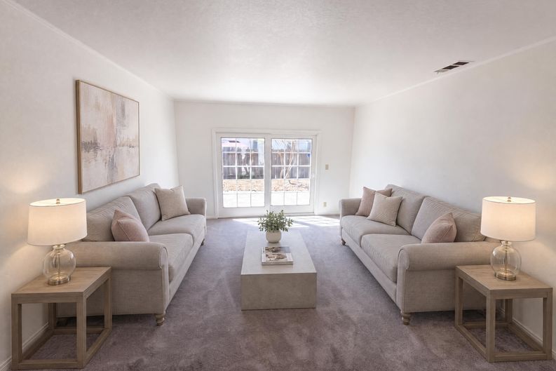 Photo 3 of 15 of 1372 Ruffino Ct, Manteca, CA