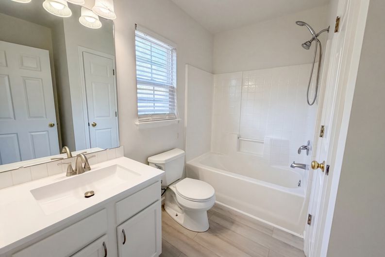 Photo 8 of 21 of 202 Arbor Oaks Dr, Summerville, SC