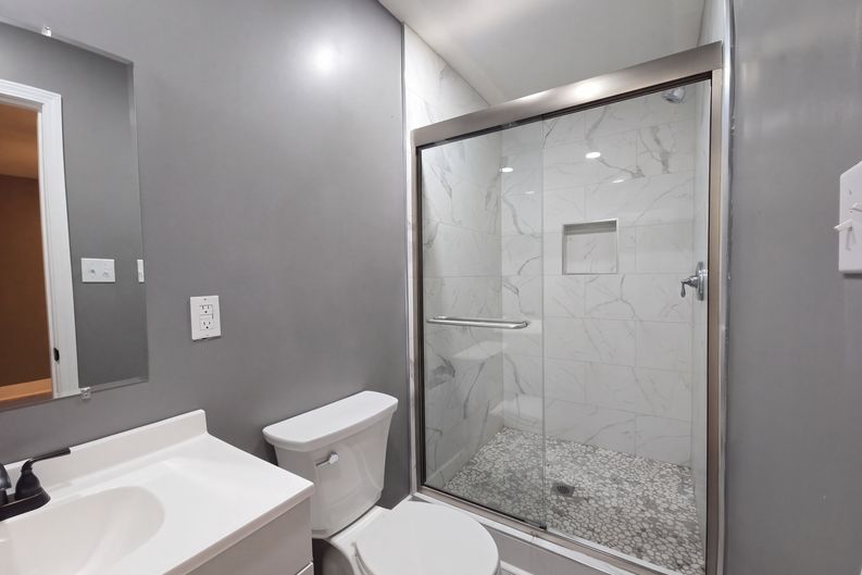 Photo 8 of 14 of 4727 Elkan Ave, Macon, GA