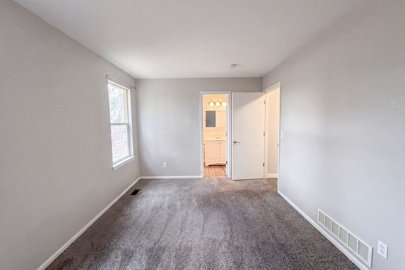 Photo 12 of 23 of 403 Tynan Dr, Erie, CO