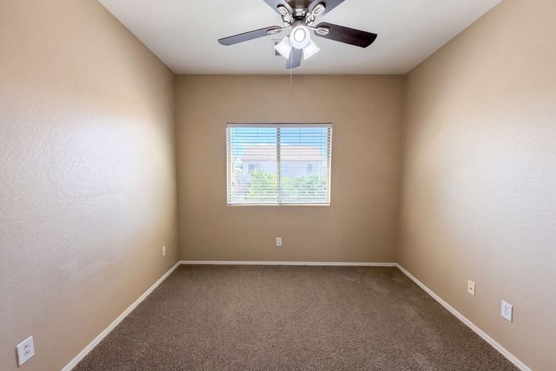 Photo 13 of 21 of 671 W Green Tree Dr, San Tan Valley, AZ