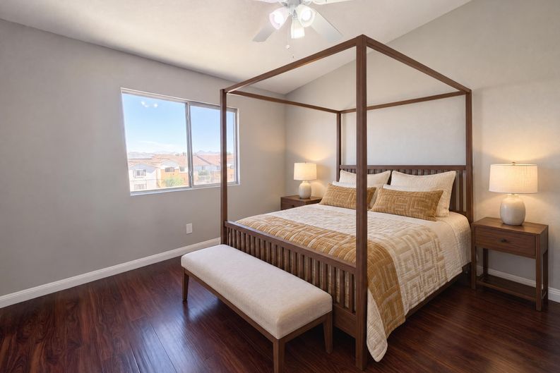 Photo 9 of 21 of 16960 Sorrento Ln, Victorville, CA