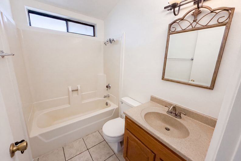 Photo 10 of 26 of 103 N 63rd St, Mesa, AZ
