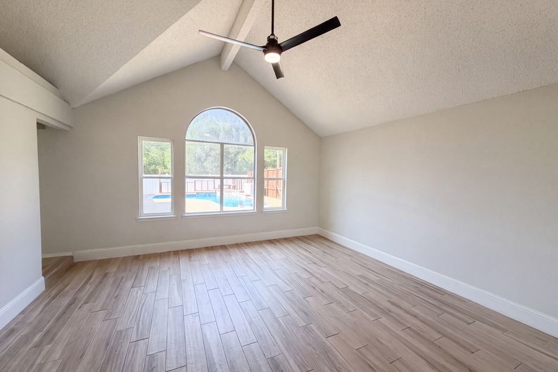 Photo 11 of 25 of 713 Lake Bluff Dr, Flower Mound, TX