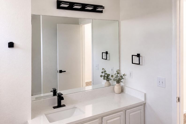 Photo 12 of 20 of 13800 Spring Heath Rd, Pflugerville, TX