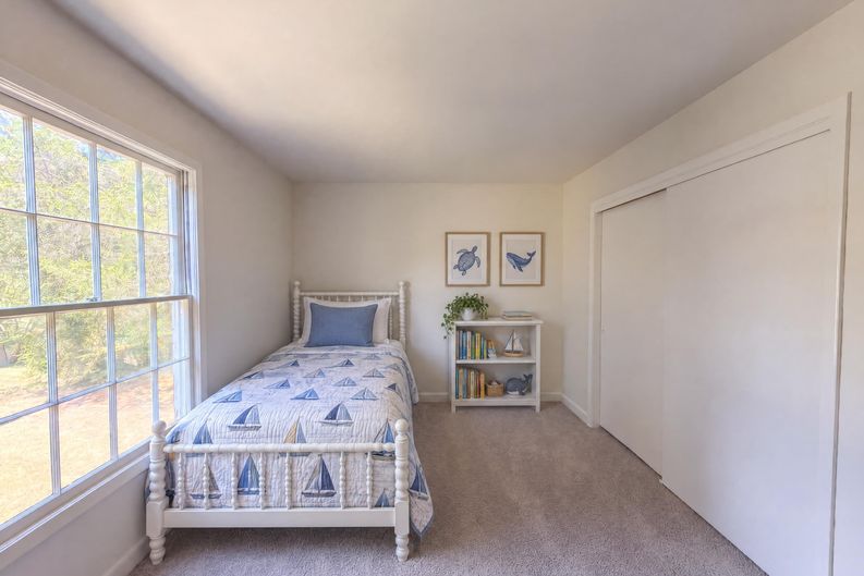 Photo 23 of 41 of 2618 Speas Rd, Winston Salem, NC