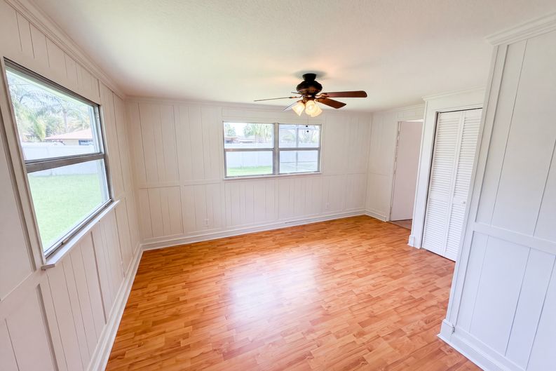 Photo 15 of 30 of 2617 S Fairway Dr, Melbourne, FL