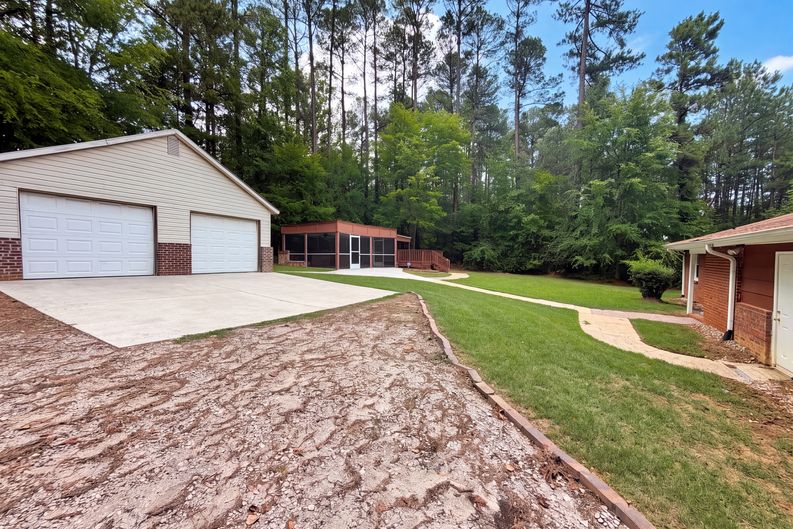 Photo 5 of 17 of 500 Sunnybrook Rd, Raleigh, NC