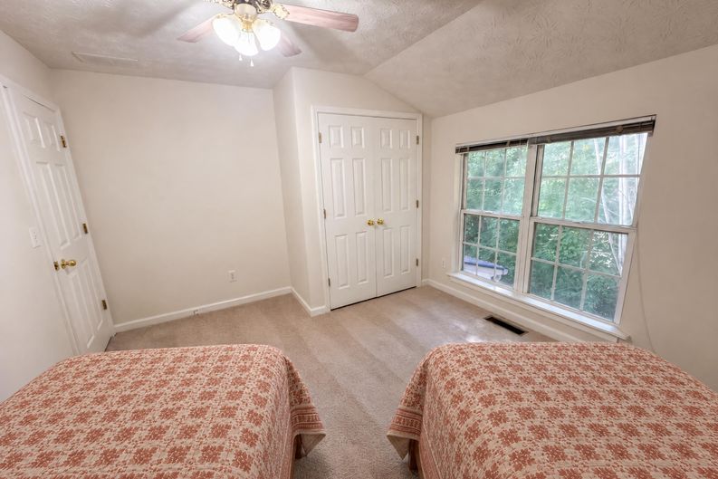 Photo 14 of 60 of 2492 Halcyon Way, Lawrenceville, GA
