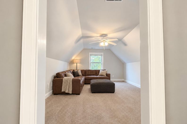 Photo 20 of 24 of 4203 Old Cahaba Pkwy, Helena, AL