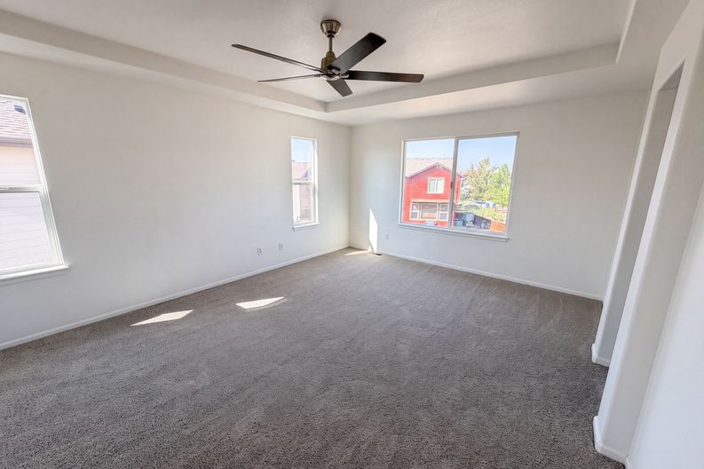Photo 14 of 31 of 10253 Uravan St, Commerce City, CO