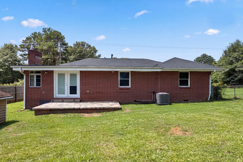 Photo 20 of 23 of 5656 Salem Rd, Covington, GA