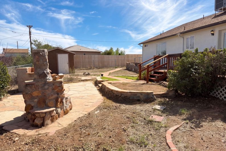 Photo 10 of 19 of 20186 E Cedar Canyon Dr, Mayer, AZ