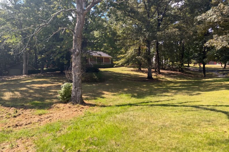 Photo 25 of 29 of 675 Jenny St, Selmer, TN