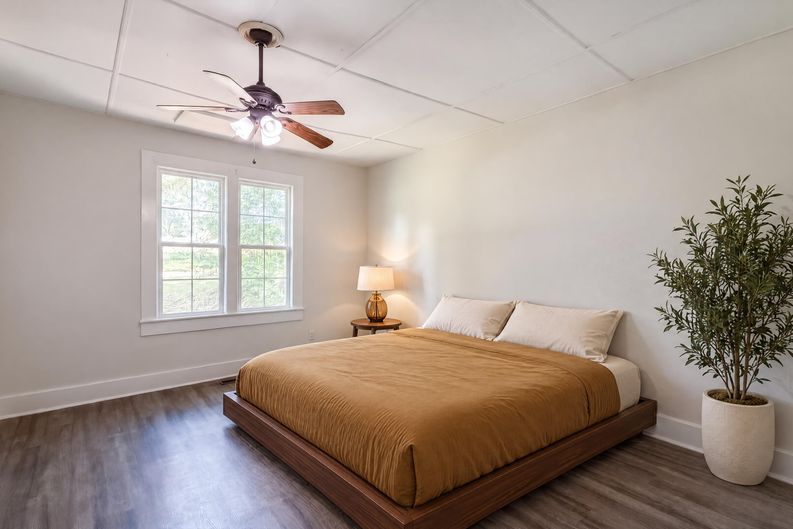 Photo 4 of 29 of 289 Almon Rd, Covington, GA