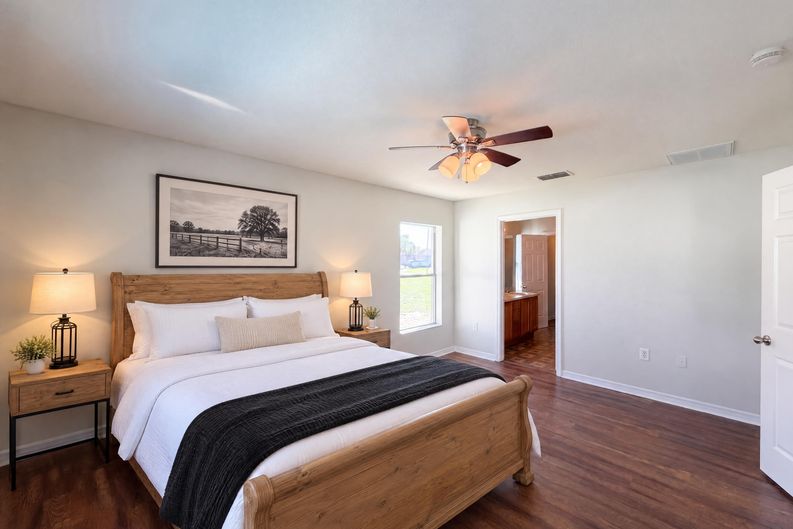 Photo 15 of 29 of 6041 Parnell Ave, Spring Hill, FL